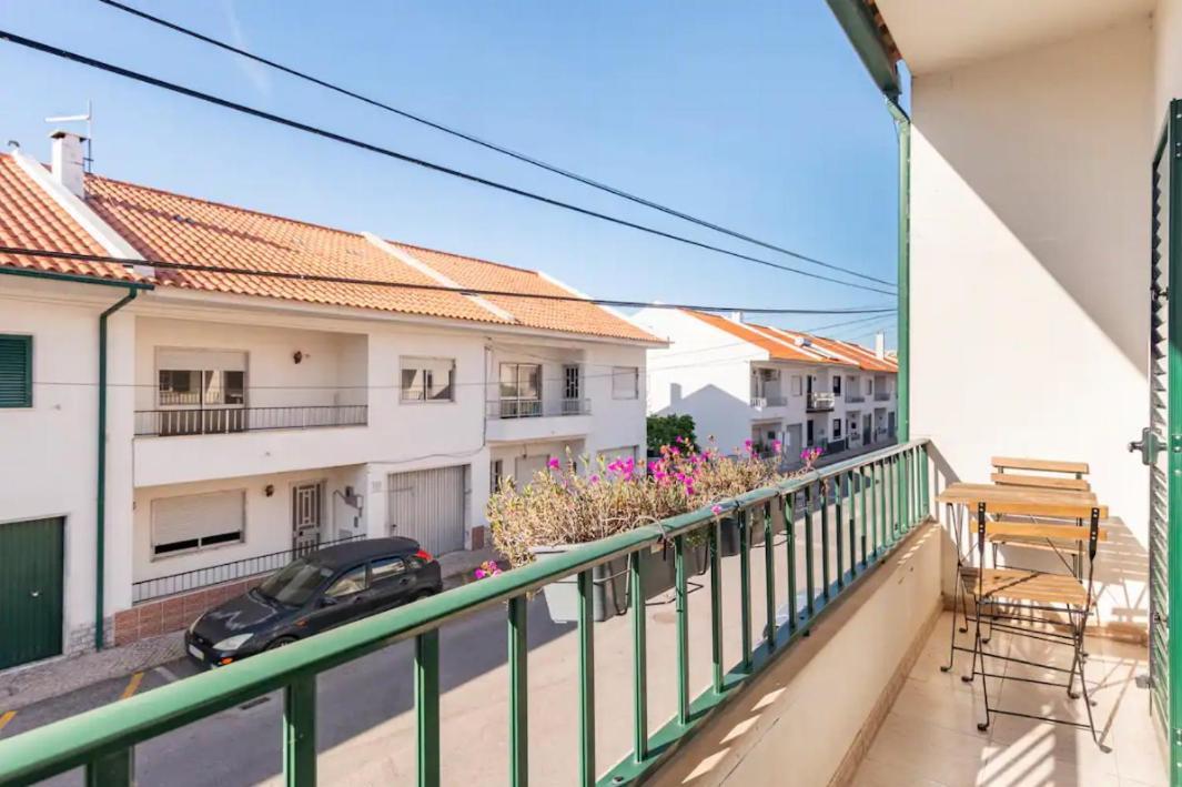 Suite Mendanha Samora Correia Exterior photo